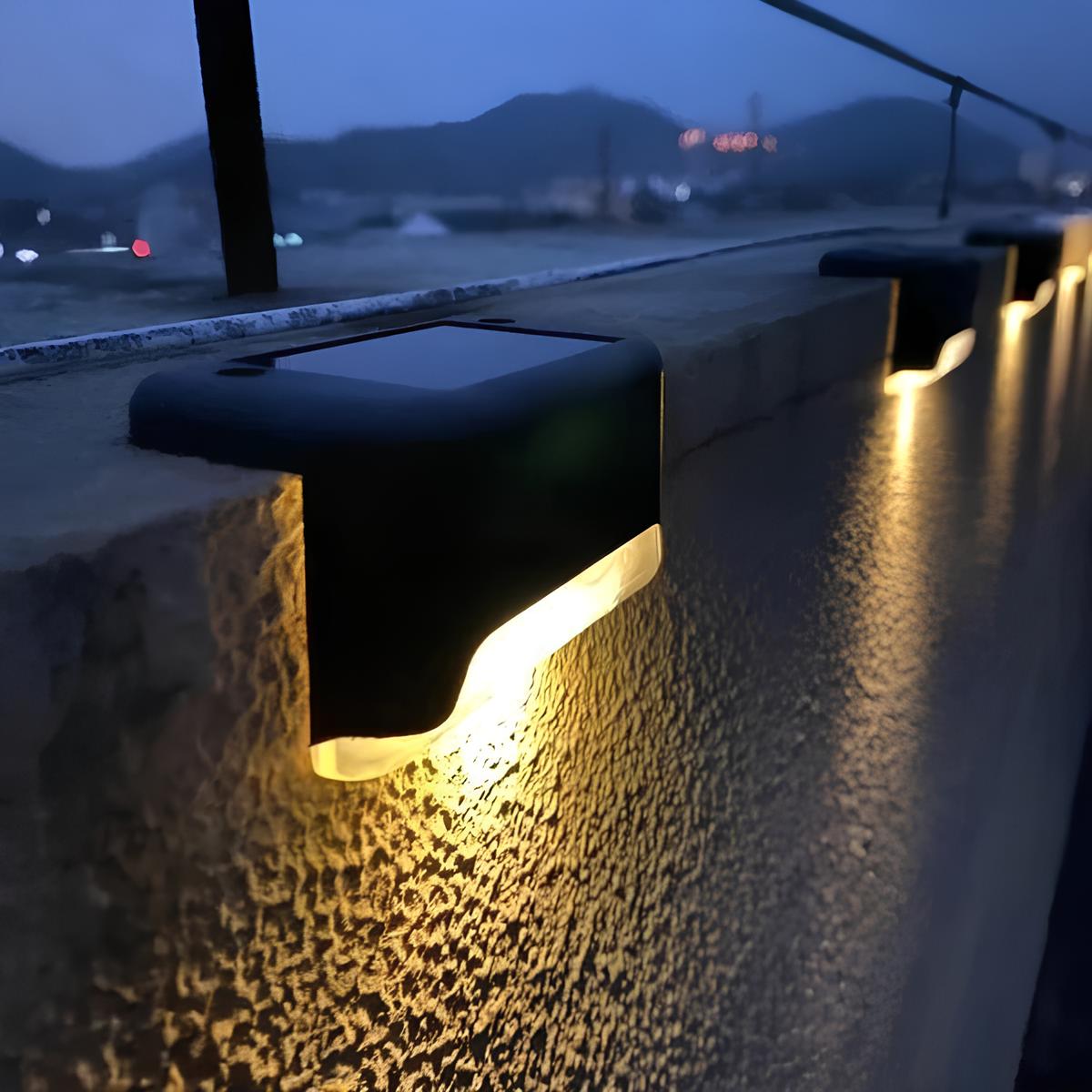 Lampă solară LED ultra-puternică pentru exterior